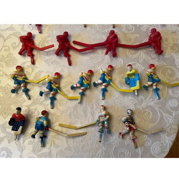 Dome Bubble Carrom Hockey Spare Players - Picture 2 of 4